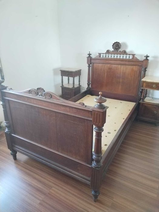 Cama de corpo e meio