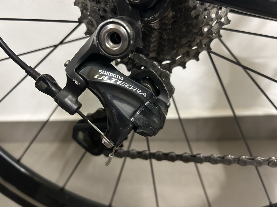 Bicicleta de estrada Merida Scultura 5000 em carbono