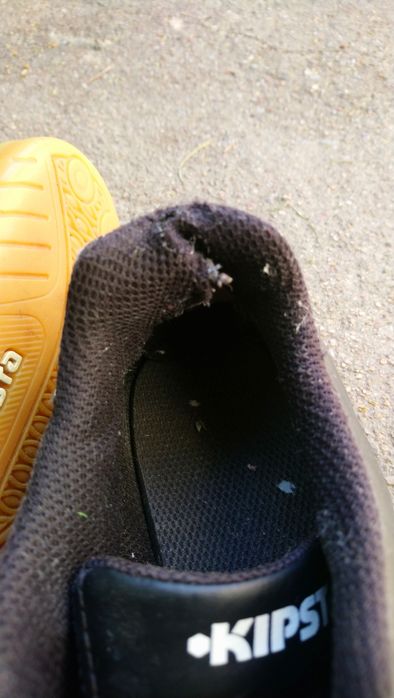 Buty , halówki Kipsta rozmiar 38