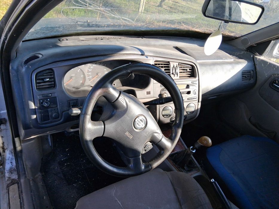 Nissan primera 2.0 td com 176000 km