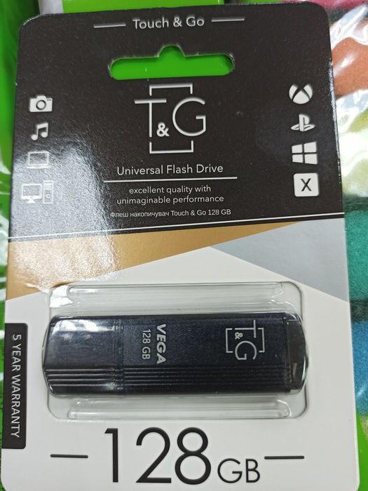 Продам флеш накопичувач