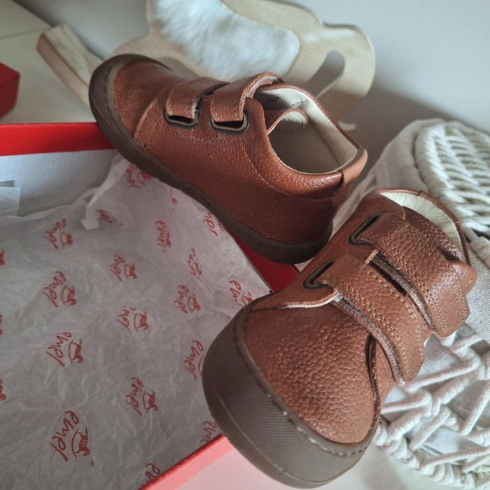 Trzewiki  Emel E2810 nowe