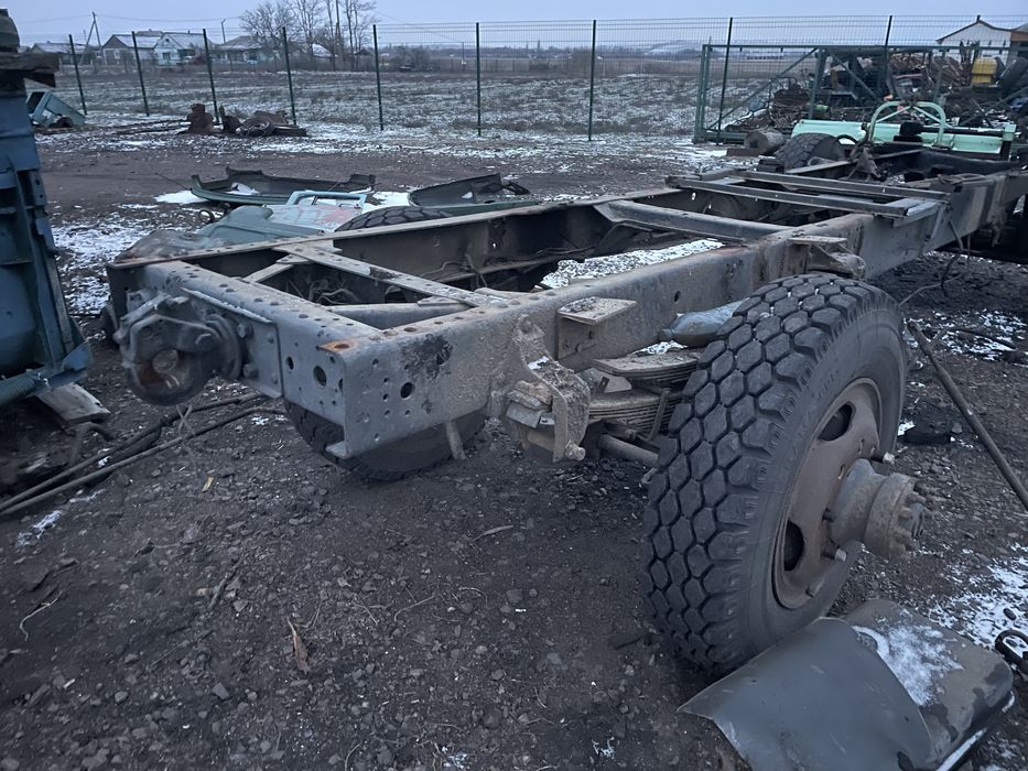 Продам  Зіл-130 по запчастях