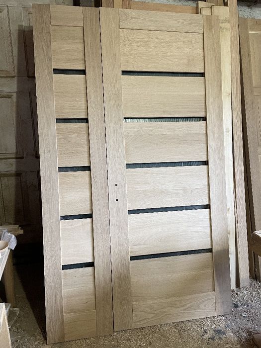 Продам двері дубові