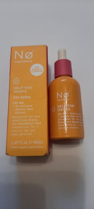 Krople, koncentrat samoopalający No Cosmetics.