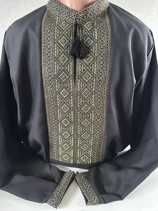 Чоловічі вишиванки. Ручна робота