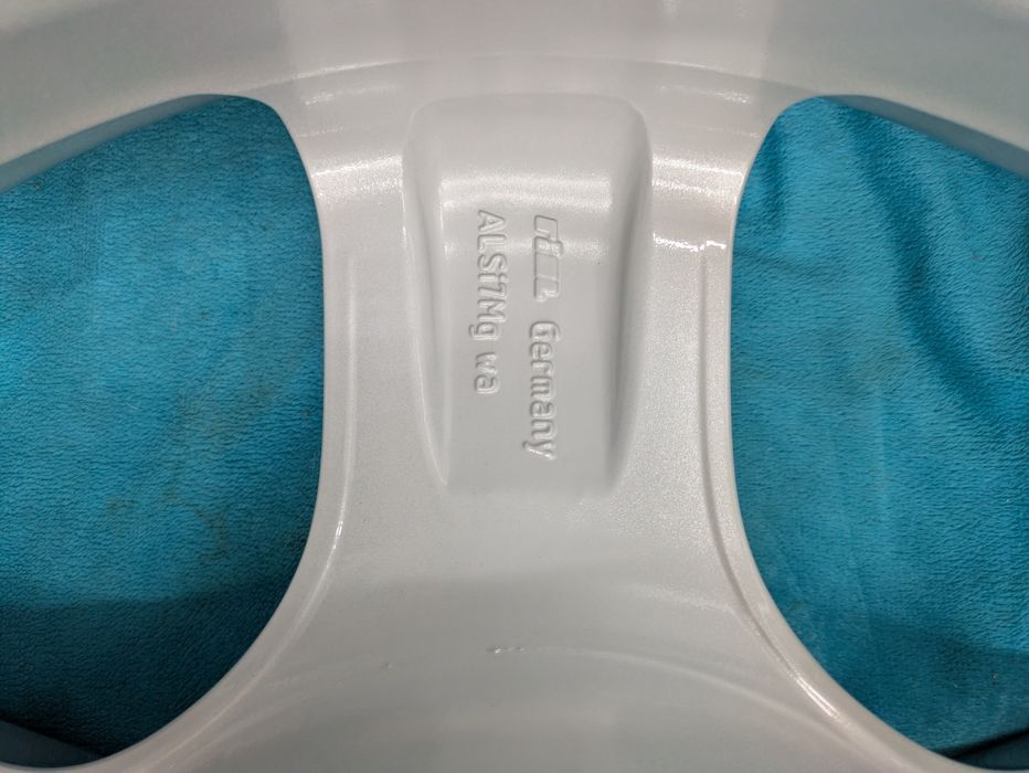 Felgi aluminiowe Nowe 18cali 5x120 Rial