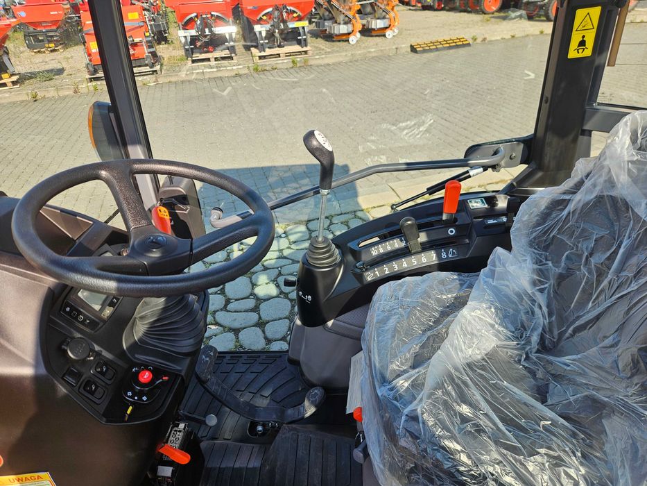 Ciągnik KUBOTA B2-261 B 2261 HST RATY 0%