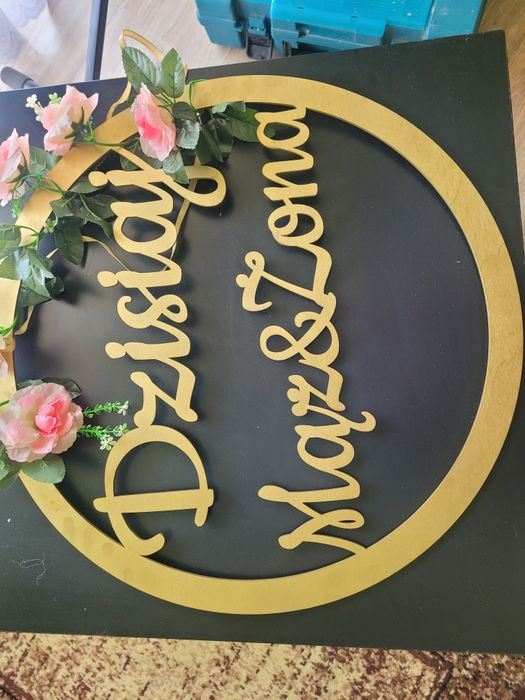 Obręcze koła ślubne