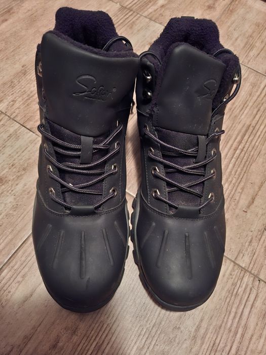 Buty trekingowe roz.45 nowe