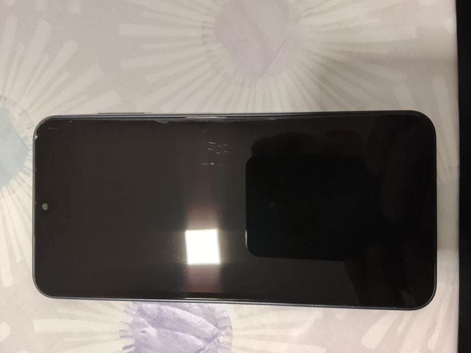 Vendo telemóvel Samsung galaxy A16, 5G desbloqueado black blue