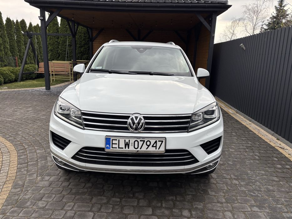 VW Touareg 3.0 V6 salon Polska