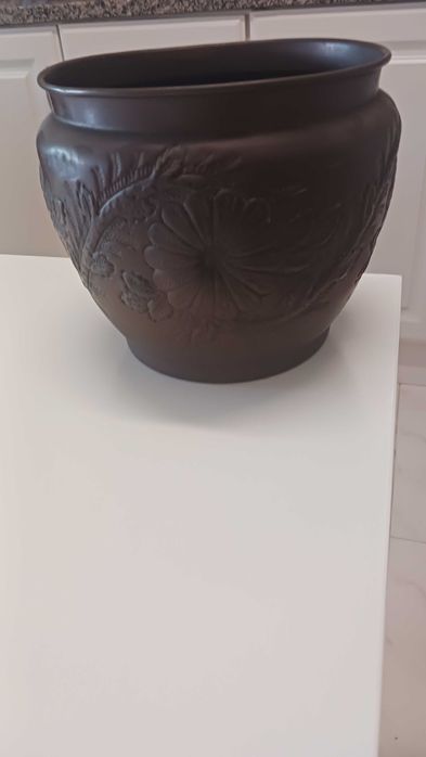 POTE ANTIGO  em Metal com Gravuras Alto Relevo