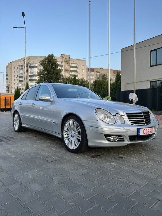 Мерседес 211 2009 3.0 CDI