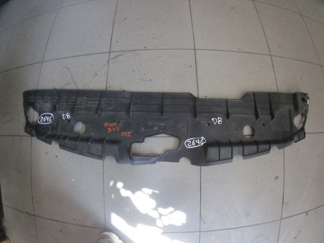 Grelha de radiador TOYOTA Corolla Verso (ZER_, ZZE12_, R1_)