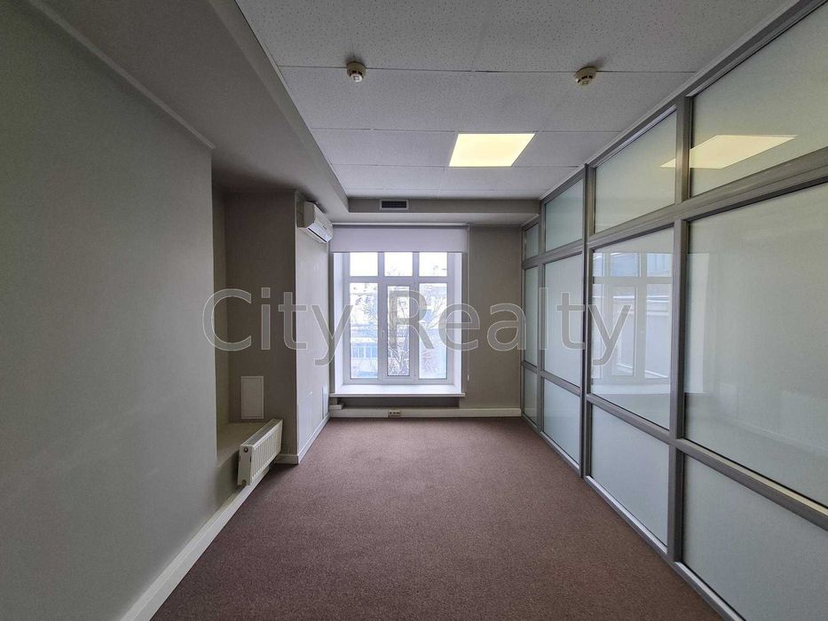 Офіс 327 м.кв. Вул. Ігорівська 12Б Поділ метро Поштова Площа Без%