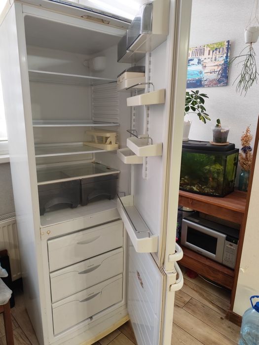 Б/у холодильник Атлант на запчастини