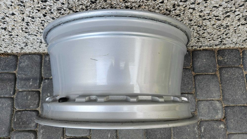 AUDI TT ALUFELGA 8,5 x 17'' 5X112
