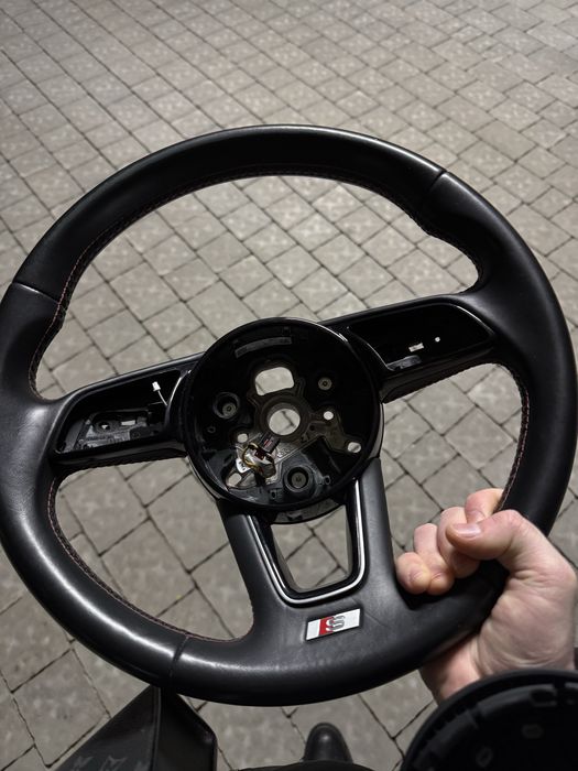 Руль/кермо Audi Auto