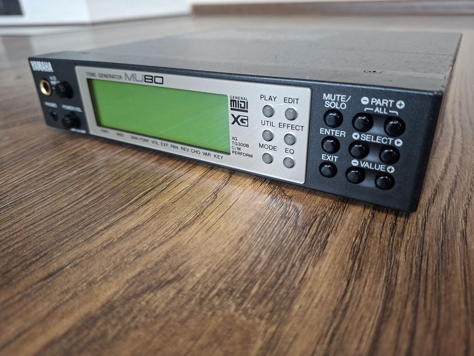 Yamaha MU 80 moduł brzmieniowy