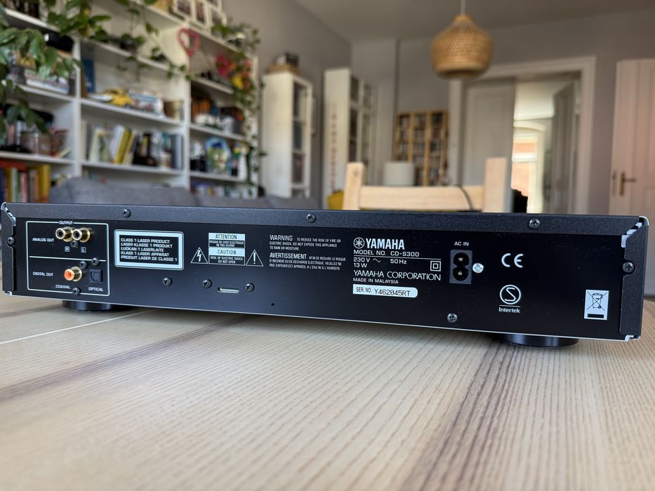 Odtwarzacz CD Yamaha CD-S300