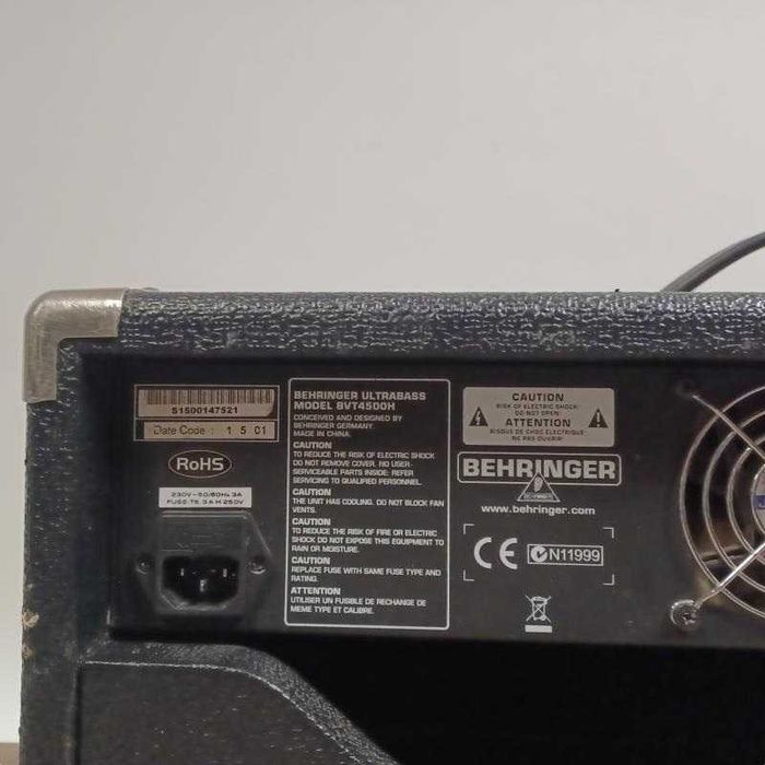 Behringer BVT4500H wzmacniacz basowy head 450W