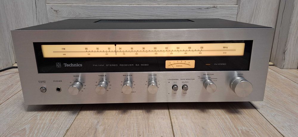 Amplituner Technics SA-5060 ! Srebrny ! w Pełni SPRAWNY ! Piękny! OKAZ