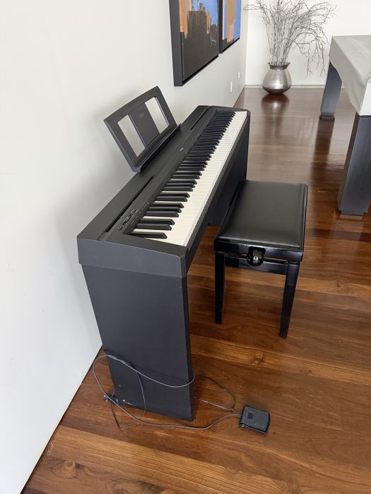 Vendo Piano usado 1 vez YAMAHA P45B