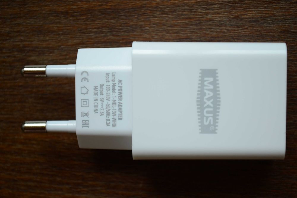 Адаптер (зарядное устройство, блок питания) Maxus DC=5V/; 2.5A(2500mA ...