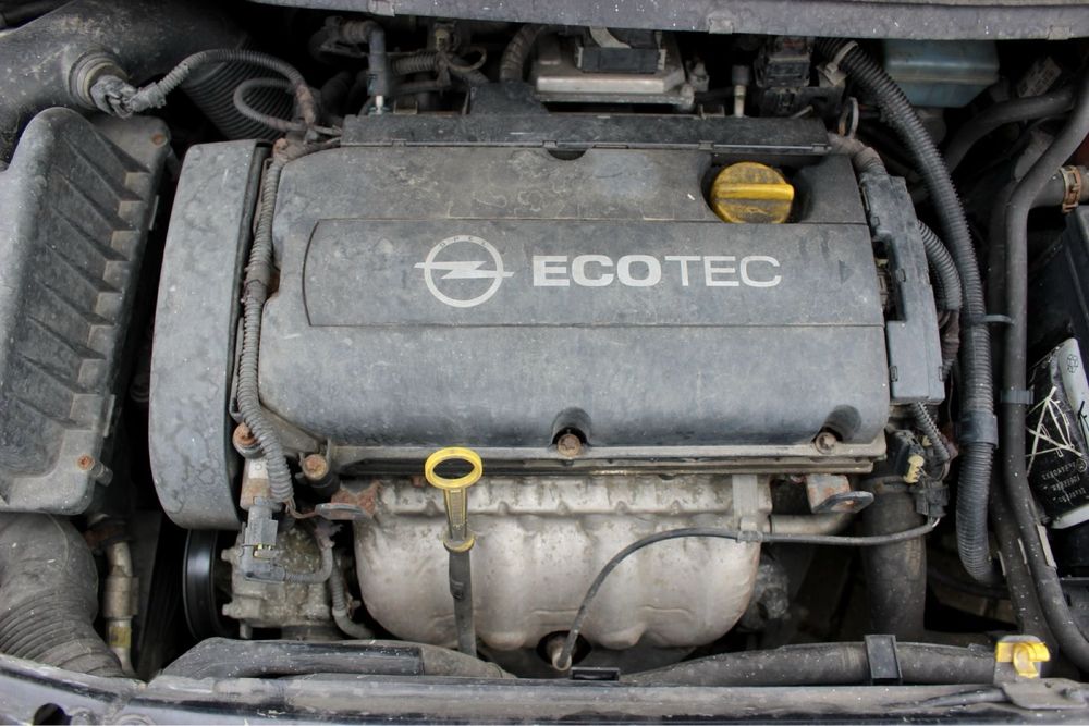 Продам Opel zafira b 1.8 2011