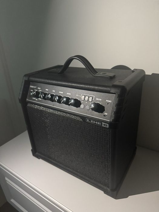 Комбопідсилювач Line 6 spider v20 mk2