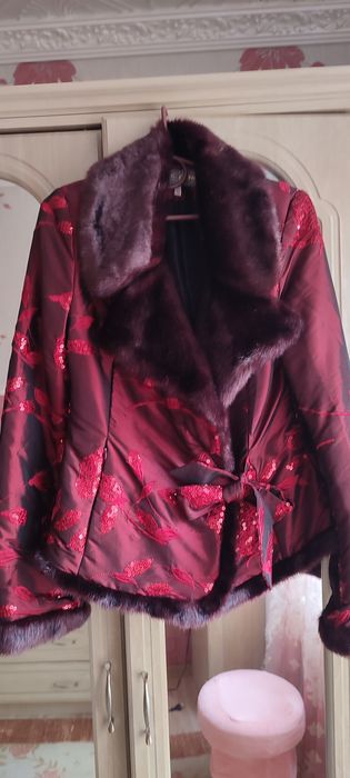 Куртка  святкова тепла