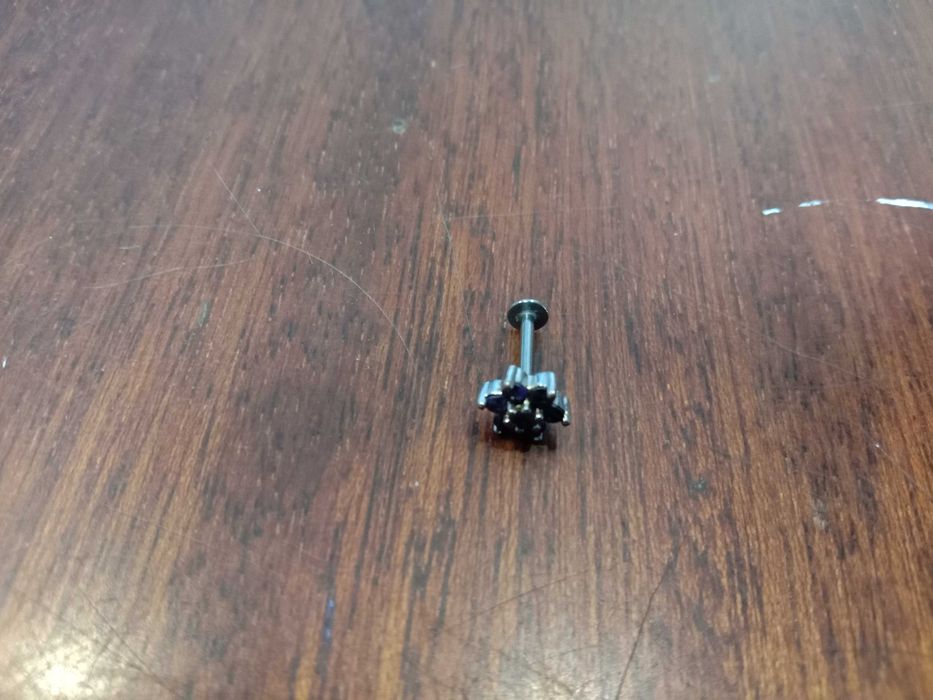 Прикраси для пірсингу