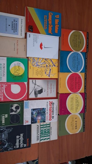 Livros variados temas a 1€