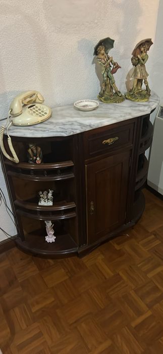 Consolas Madeira e tampo mármore