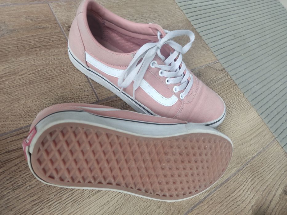 Buty Vans rozmiar 40,5 różowe