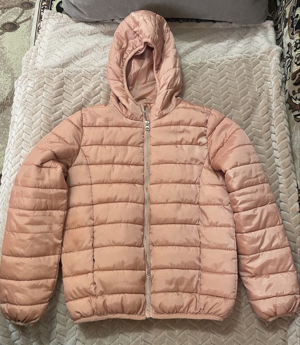 Куртка весняно- осіння 152 см