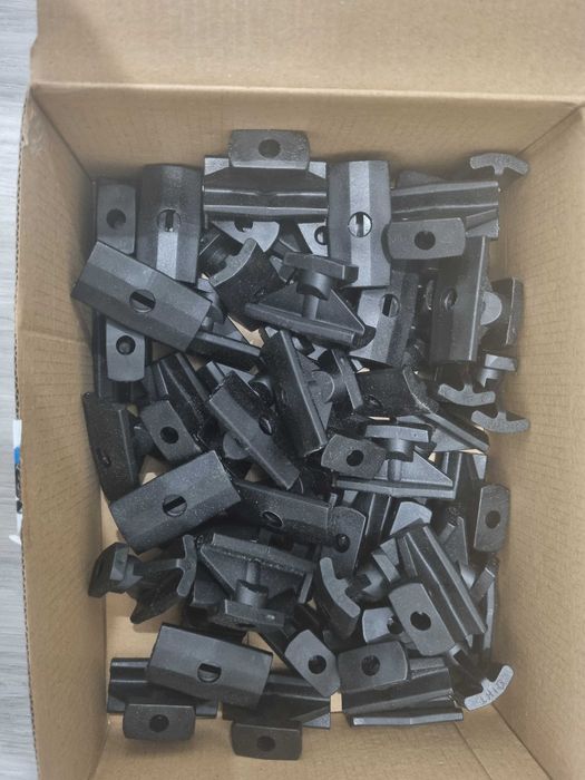 Clip quick-fix intermédio para deck composito IHT