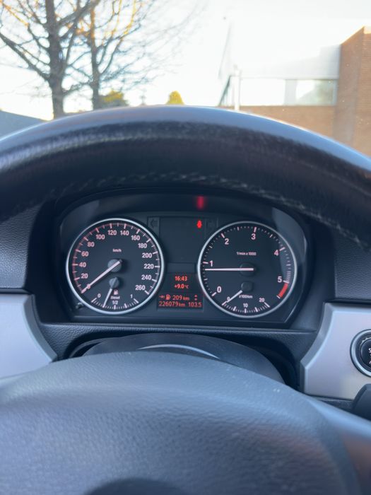 BMW 320 D Touring Navigation - Nacional