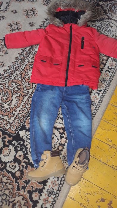 Kurtka i spodnie dla chłopca