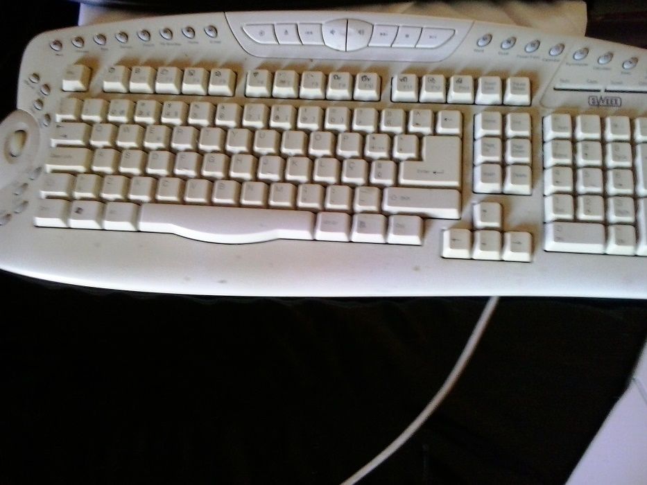 Teclados e leitores de DVD para reparar