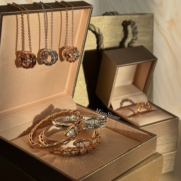 Браслет каблучка змія Serpenti Булгари