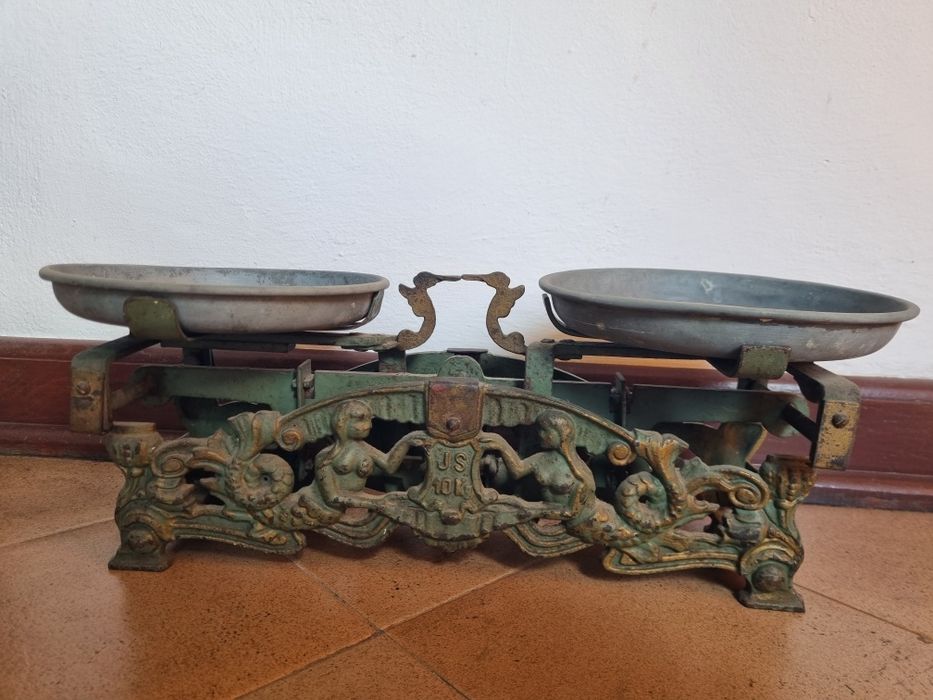 Waga szalkowa żeliwna JS 10kg z odważnikami  1930r