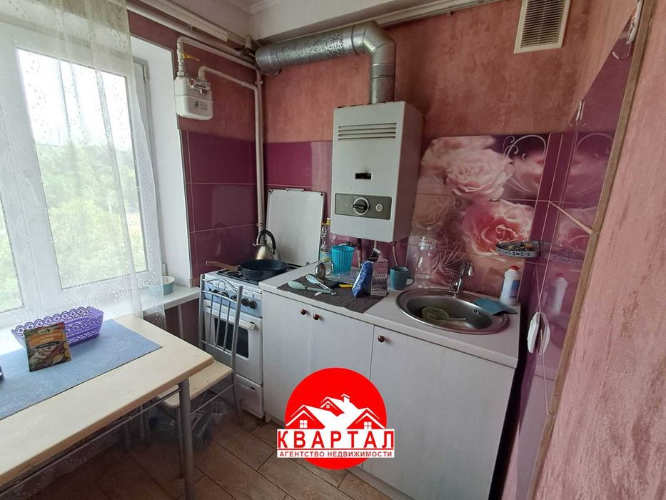 Продается 1 комн. квартира в центре города, пл. Фестивальная