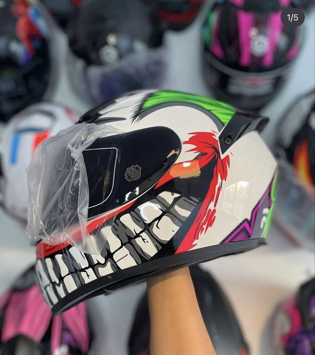 Capacete jockey rosa novo 90€ viseira espelhada