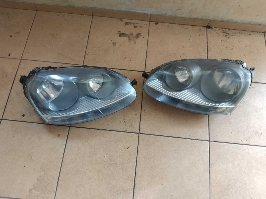 VW GOLF 5 lampy przód komplet