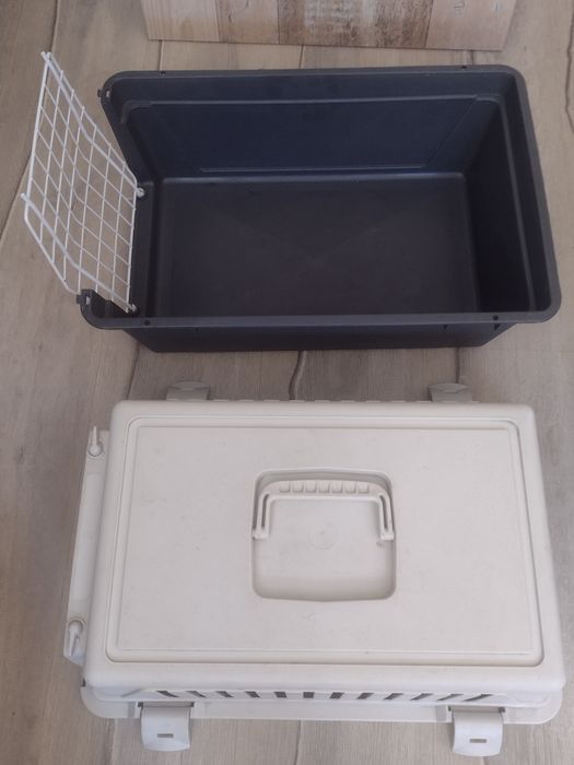 Sprzedam transporter dla kota wysokość 32 cm szerokość 46x32 cm