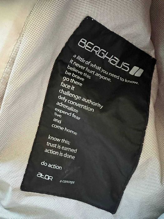 Мембранна Вітровка Berghaus