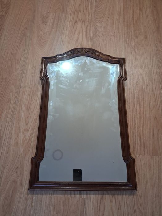 Espelho com madeira