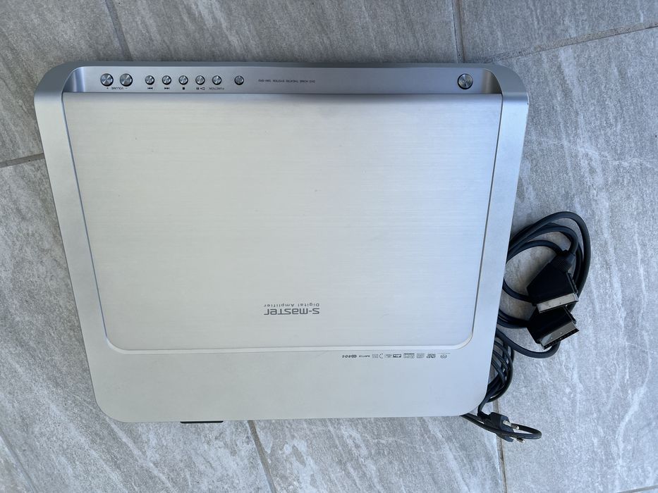 Sistema de Som Surround - Leitor e 6 colunas